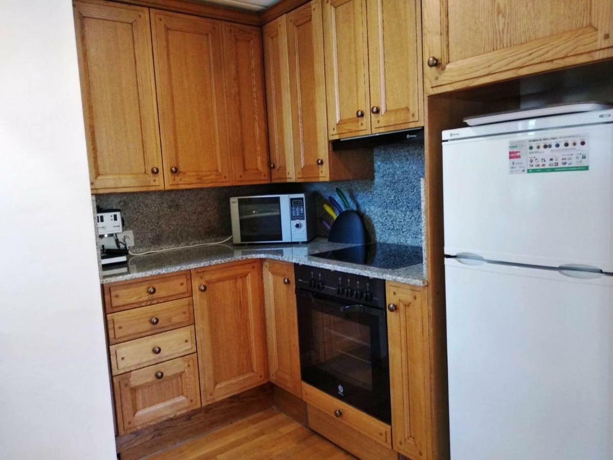 Duplex Familiar En 埃斯特里-德阿内乌 外观 照片